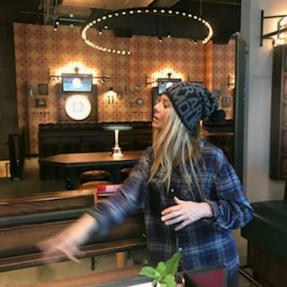 Meet your Posher, Tamara - Picture 1 of 1